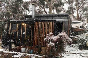 ReThynk Unique Tiny home East Jindabyne